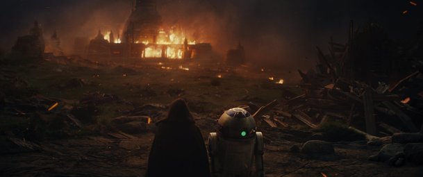 Star Wars: Poslední z Jediů: Podle spotu příliš drsné pro děti | Fandíme filmu