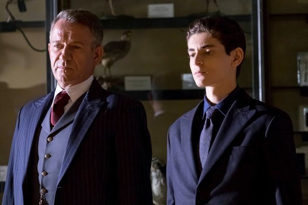 Gotham: Nebezpečný hon za artefaktem Ra's Al Ghula začíná | Fandíme serialům
