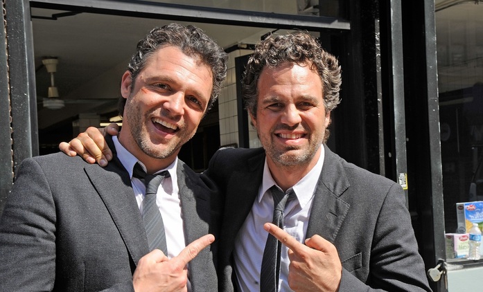 Bludné kruhy: Mark "Hulk" Ruffalo v dvojroli dvojčat | Fandíme seriálům