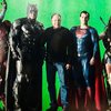 Justice League: Fotka se Supermanem a soundtrack k poslechu | Fandíme filmu