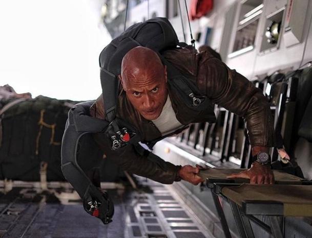 Rampage: Ničitelé: The Rock, Obří opice a destrukce v traileru | Fandíme filmu