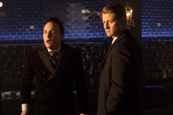 Gotham: Ve finále 1. poloviny 4. série se jde do války | Fandíme serialům