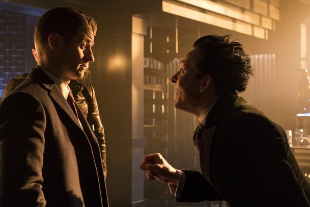 Gotham: Zhodnocení první poloviny čtvrté série | Fandíme serialům