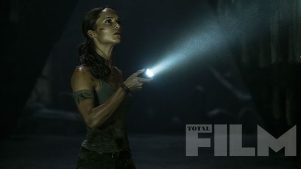 Tomb Raider: Lara Croft v novém traileru | Fandíme filmu