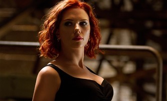 Black Widow: Padouch Taskmaster, více časových rovin a vražedkyně Yelena | Fandíme filmu