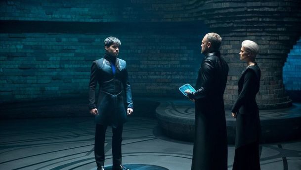 První dojmy: Krypton je pohledný seriál se zběsilým scénářem | Fandíme serialům