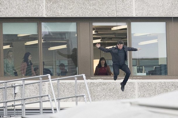 Mission: Impossible 6: Záběry z natáčení další akční scény | Fandíme filmu