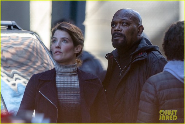 Nick Fury a Maria Hill točí. Ale jaký film vlastně? | Fandíme filmu