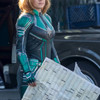 Captain Marvel: Brie Larson na prvních fotkách v kostýmu | Fandíme filmu