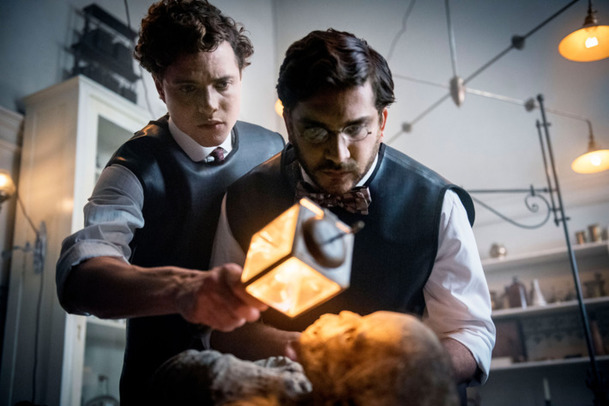 The Alienist: První dojmy z krimi série plné hvězd | Fandíme serialům