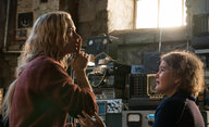 A Quiet Place: Finální trailer více odkrývá blížící se hrozbu | Fandíme filmu