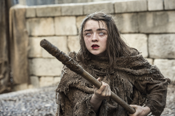 Two Weeks to Live: Maisie Williams bude utíkat před policií i gangstery | Fandíme serialům