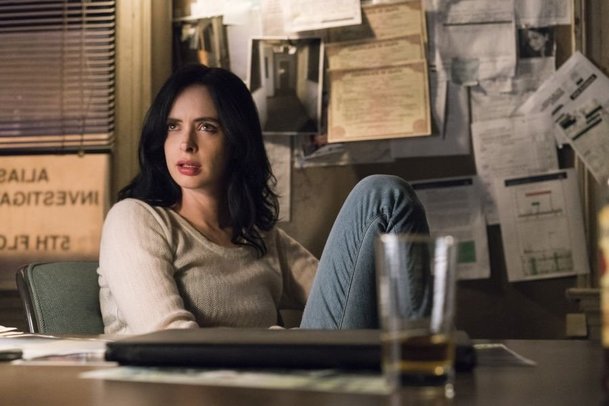 Jessica Jones: Známe první ohlasy na 2. řadu, jsou rozporuplné | Fandíme serialům