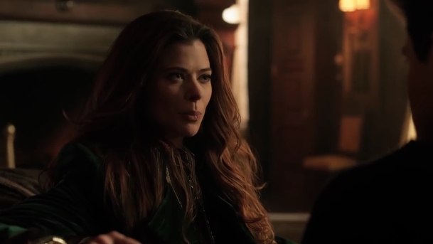 Gotham: Obsáhlý trailer odhaluje datum pokračování 4. řady | Fandíme serialům