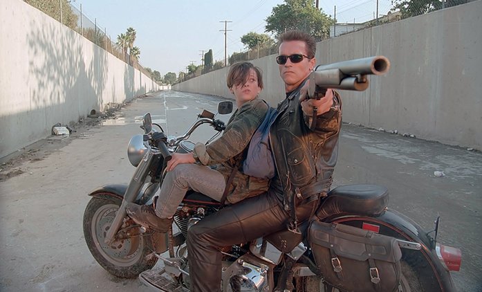 Outrider: Terminátor Arnie se vydá na lov do divočiny | Fandíme seriálům