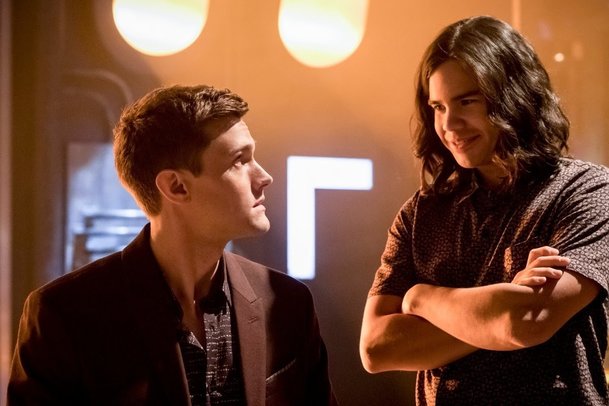 The Flash: Metalidi katapultovali 13. díl na vrchol | Fandíme serialům