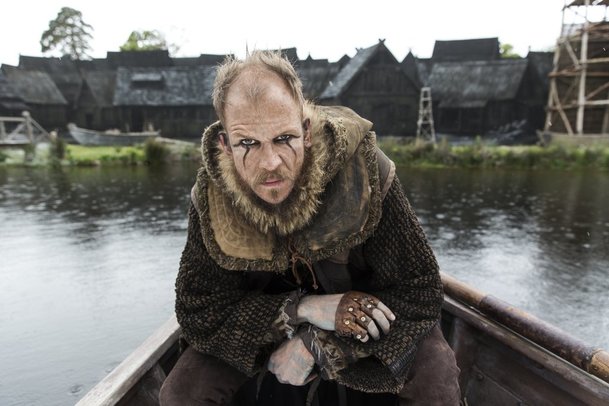 Vikingové: Tvůrce vyděsil fanoušky ohledně osudu Flokiho | Fandíme serialům