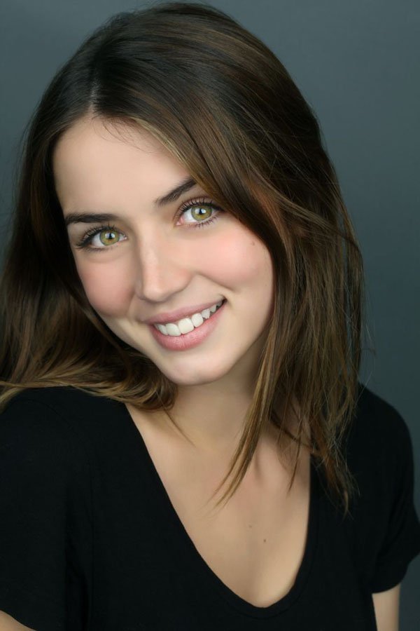 Ana De Armas Reveals The Secret To Her Stunning Look - vrogue.co