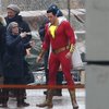 Shazam!: První plakát s logem, fotky z natáčení | Fandíme filmu