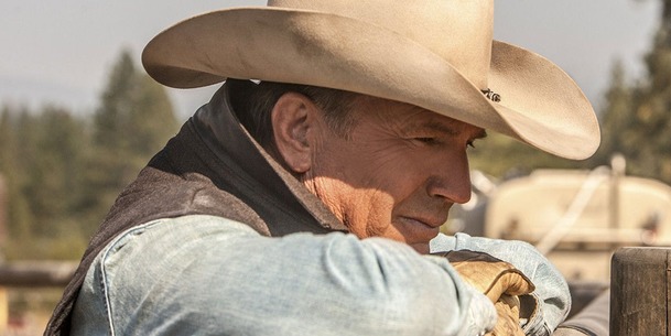 Yellowstone: Kevin Costner a rodina rančerů v novém traileru | Fandíme serialům