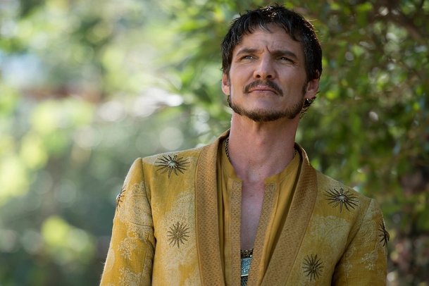 Wonder Woman 1984: Pedro Pascal na první fotce | Fandíme filmu