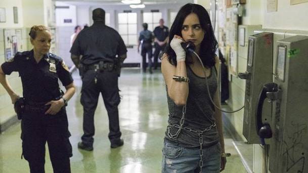 Recenze: Druhá Jessica Jones na jedničku nemá | Fandíme serialům