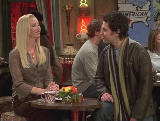 Přátelé: Phoebe si prý Mikea vzít neměla | Fandíme serialům