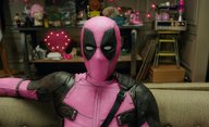 Deadpool navlékl růžový kostým a vytáhl do boje s rakovinou | Fandíme filmu