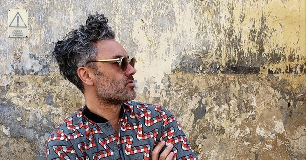 Next Goal Wins: Taika Waititi ještě před Thorem 4 natočí dosud utajovaný film | Fandíme filmu