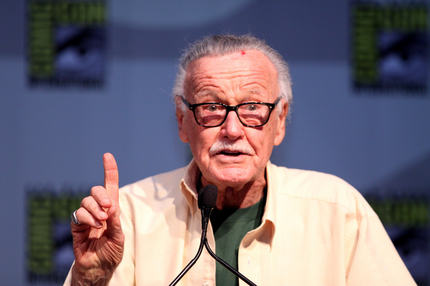 Stan Lee je obětí ekonomického zneužívání | Fandíme filmu