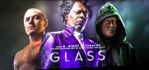 Glass: První plakát je tady, trailer snad na cestě | Fandíme filmu