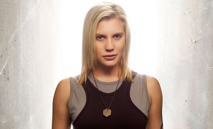 Another Life: Katee Sackhoff v další sci-fi | Fandíme seriálům