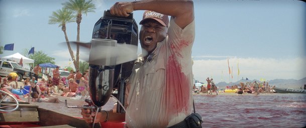 Crawl: Režisér Piraně se pustí do boje s aligátory | Fandíme filmu