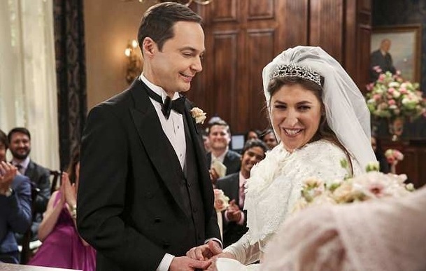 Teorie velkého třesku: Zpověď Mayim Bialik o seriálové svatbě | Fandíme serialům