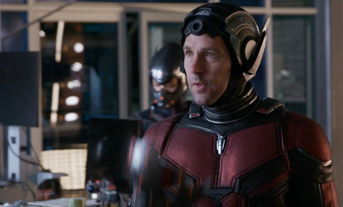 Ant-Man & The Wasp: Sada fotek ukazuje nové postavy a další zajímavosti | Fandíme filmu