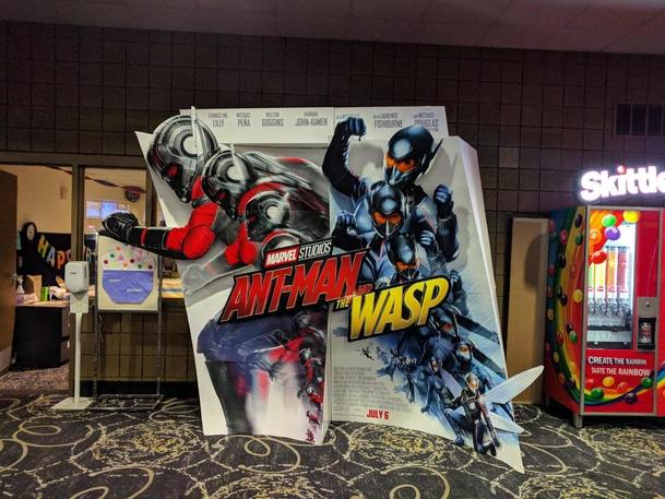 Ant-Man & The Wasp: Sada fotek ukazuje nové postavy a další zajímavosti | Fandíme filmu