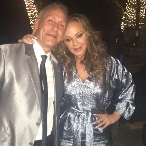 Dva z Queensu: Leah Remini měla nutit kolegu ke scientologii | Fandíme serialům