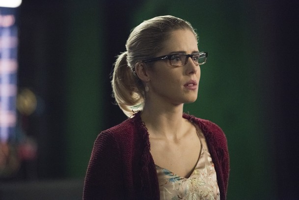 Arrow: V poslední řadě se dočkáme návratu Felicity | Fandíme serialům