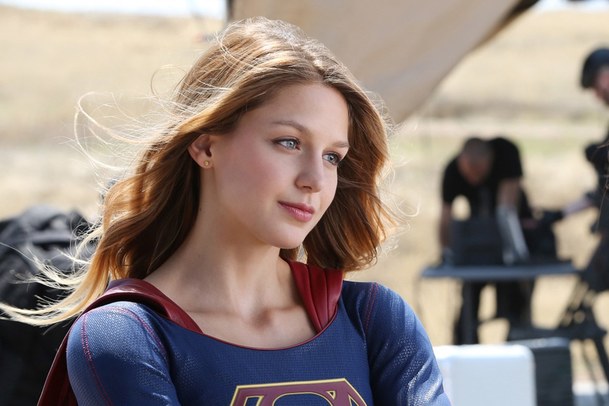 Představitelka Supergirl Melissa Benoist odhalila, že byla obětí domácího násilí | Fandíme serialům