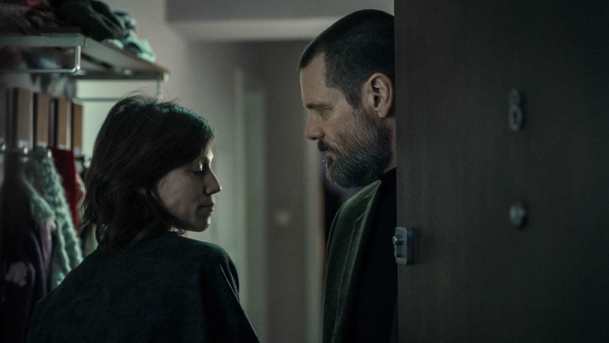 Dark Crimes: Jim Carrey vyšetřuje ponurou vraždu | Fandíme filmu