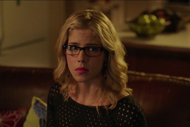 Arrow: V poslední řadě se dočkáme návratu Felicity | Fandíme serialům