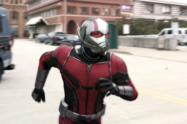 Ant-Man a Wasp: Louis chce vlastní kostým v novém spotu | Fandíme filmu