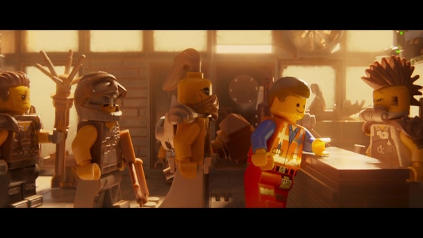 LEGO® příběh 2: Trailer ve stylu Šíleného Maxe a Duplo invaze | Fandíme filmu