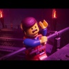 LEGO® příběh 2: Trailer ve stylu Šíleného Maxe a Duplo invaze | Fandíme filmu