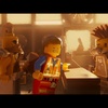 LEGO® příběh 2: Trailer ve stylu Šíleného Maxe a Duplo invaze | Fandíme filmu