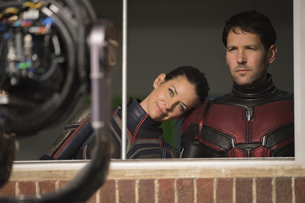 Ant-Man 2: Upoutávky odkazují k Avengers + hromada fotek | Fandíme filmu