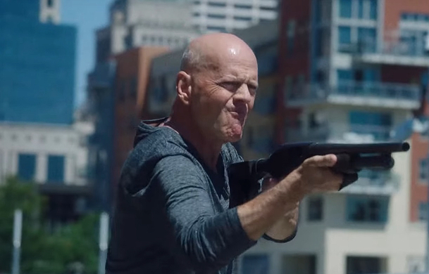 Reprisal: Bruce Willis a Frank Grillo na stopě bankovnímu lupiči | Fandíme filmu