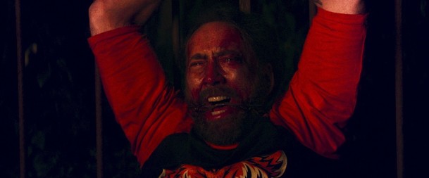 Highfire: Nicolas Cage namluví draka, který celé dny kouká na telku a pije ohromné množství vodky | Fandíme serialům