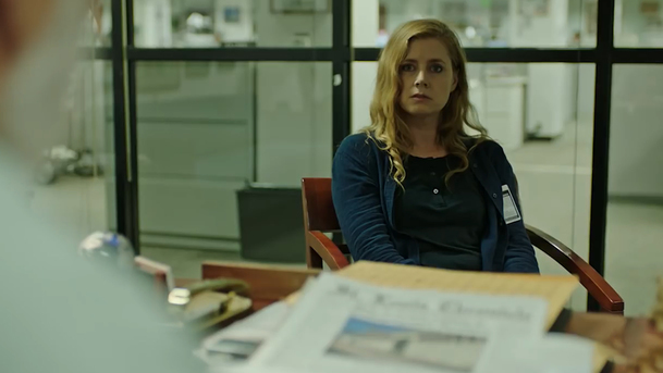 Žena v okně: Amy Adams, Julianne Moore a Gary Oldman si zahrají v mysteriózním thrilleru | Fandíme filmu