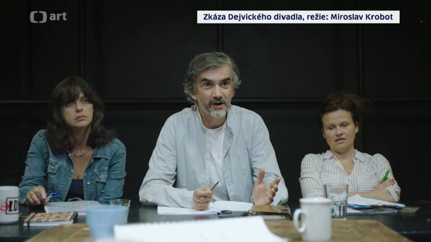 Zkáza Dejvického divadla: Seriál obsadí příbuzné herců | Fandíme serialům
